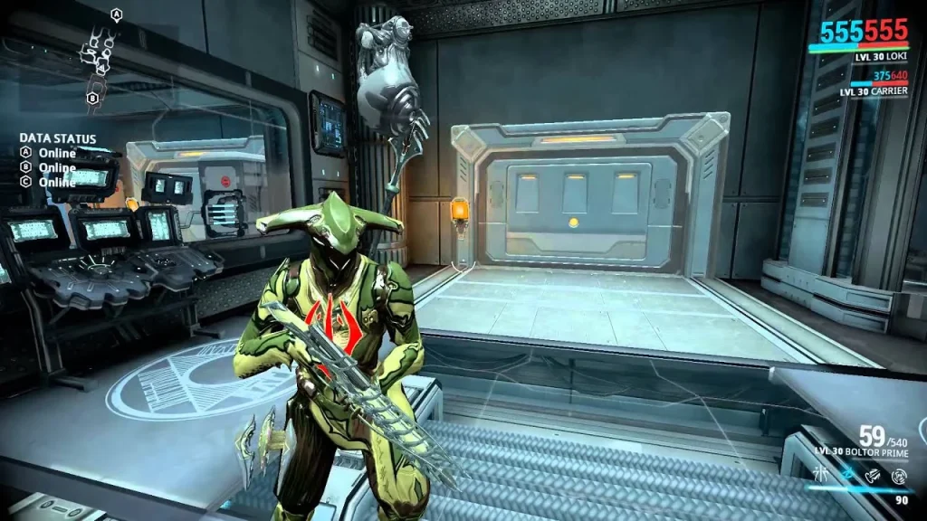 Warframe Tenno successfully hacking a vault during Spy mission.